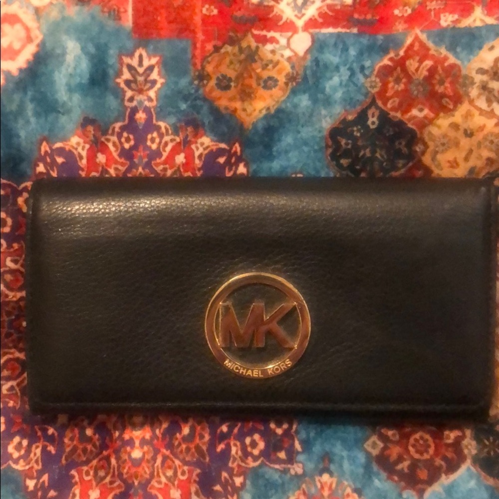 Michael Kors black leather wallet